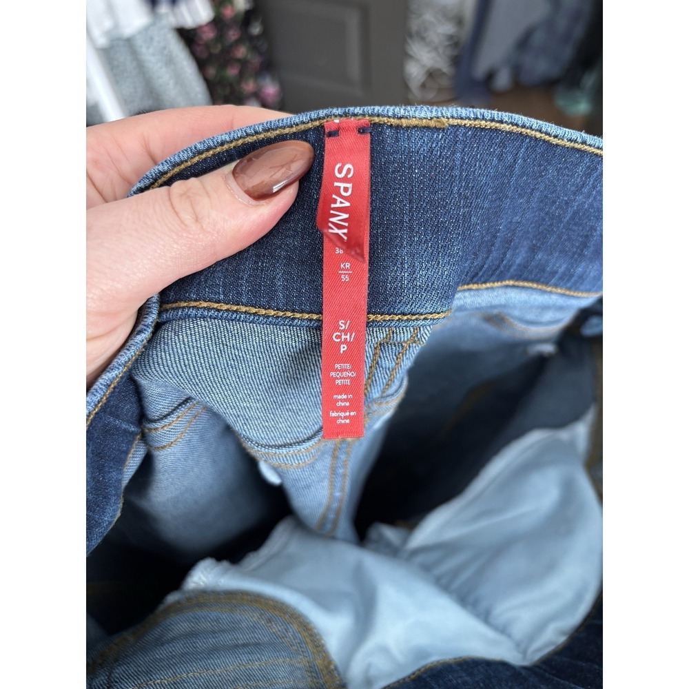 Spanx Women High Rise Pull On Flared Stretch Shaping Denim Size Small Petite - Picture 6 of 8
